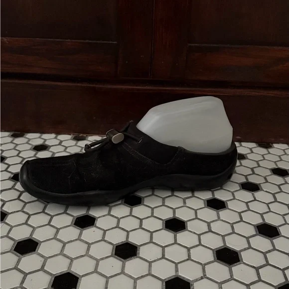 Authentic Prada Y2K Black Wool Rubber Flat Slip On Clogs - Size 7.5 - Picture 14 of 14